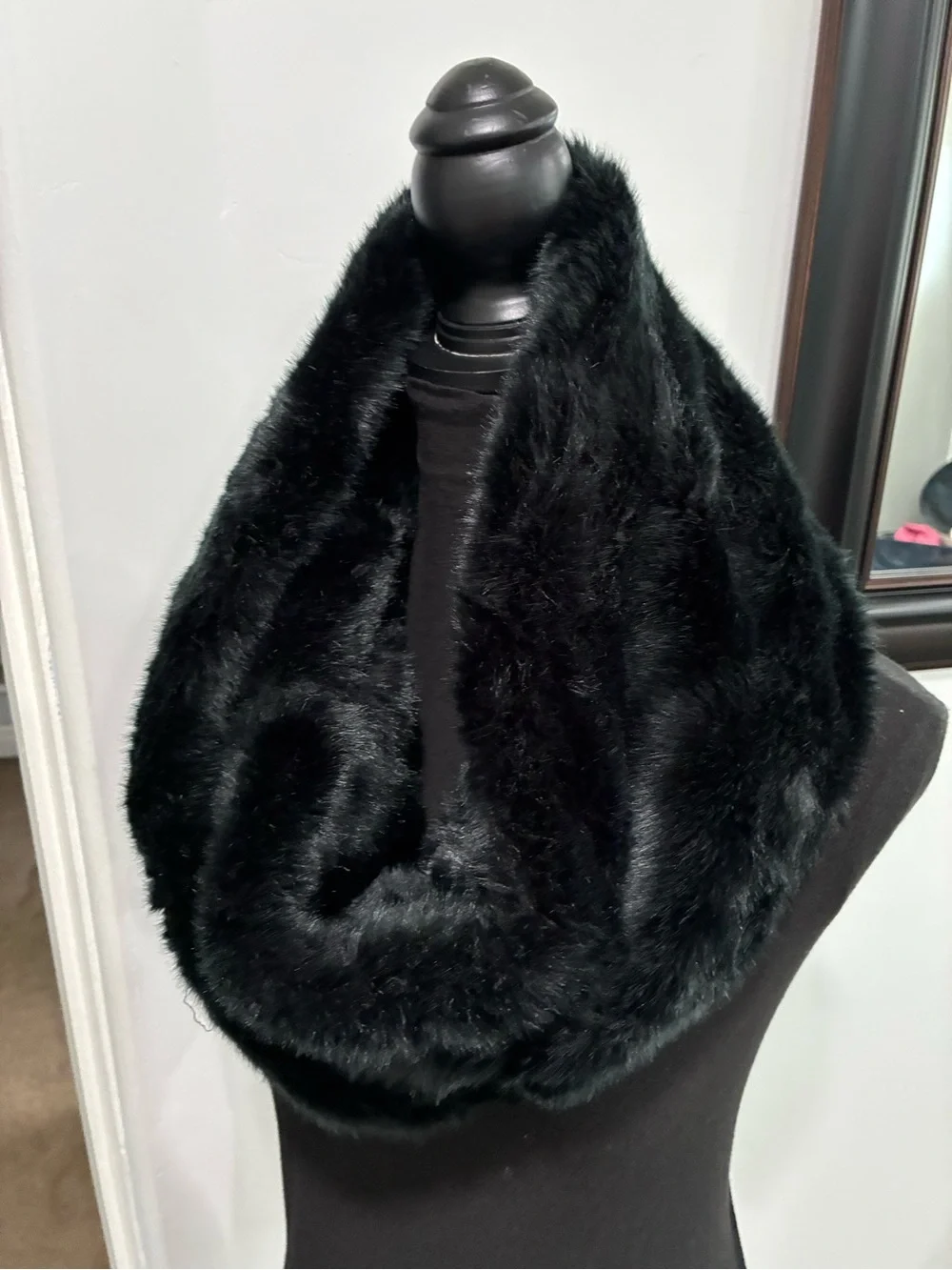 Plush Faux Fur Infinity Scarf - Black